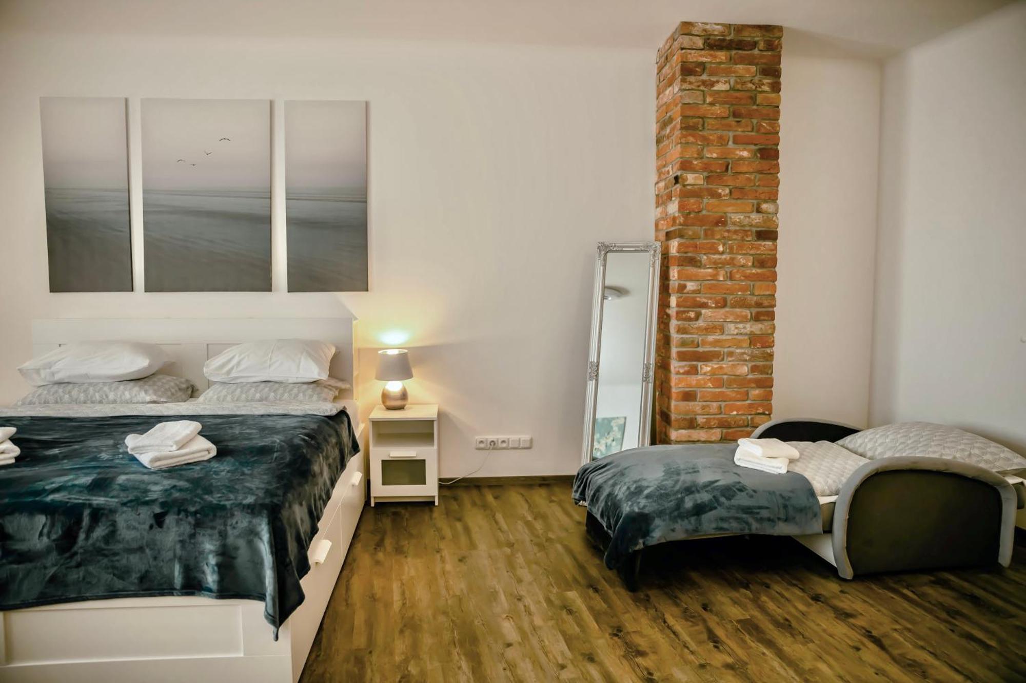 Luxusni Studio Na Velkem Namesti, Wi-Fi, Netflix Градец-Кралове Экстерьер фото